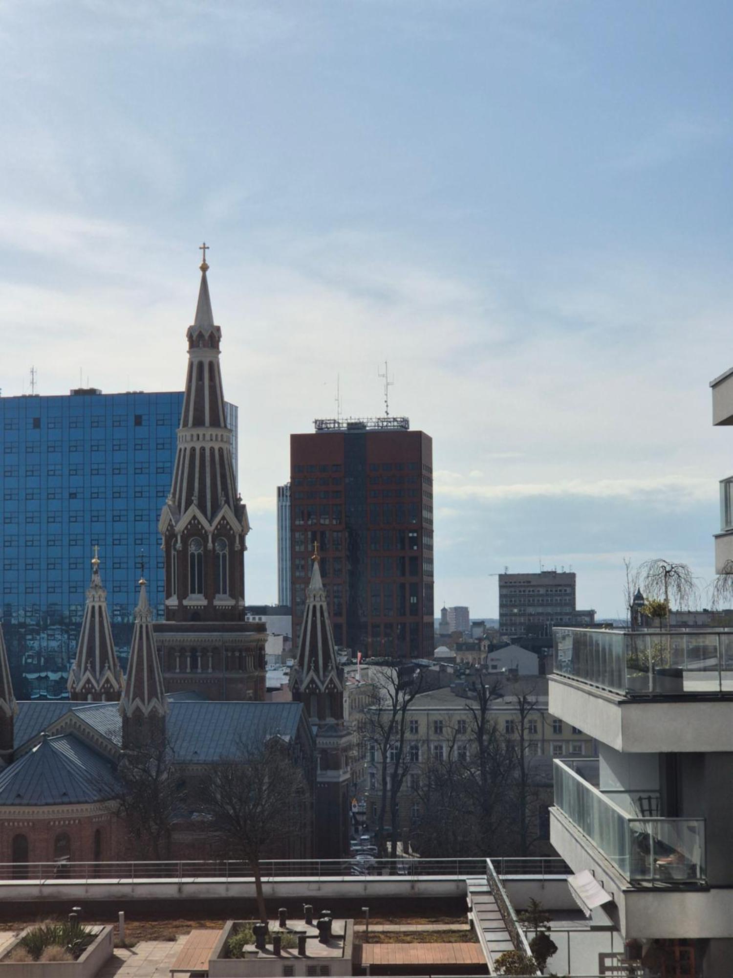 Centre Point Ilumino Apartment 罗兹 外观 照片